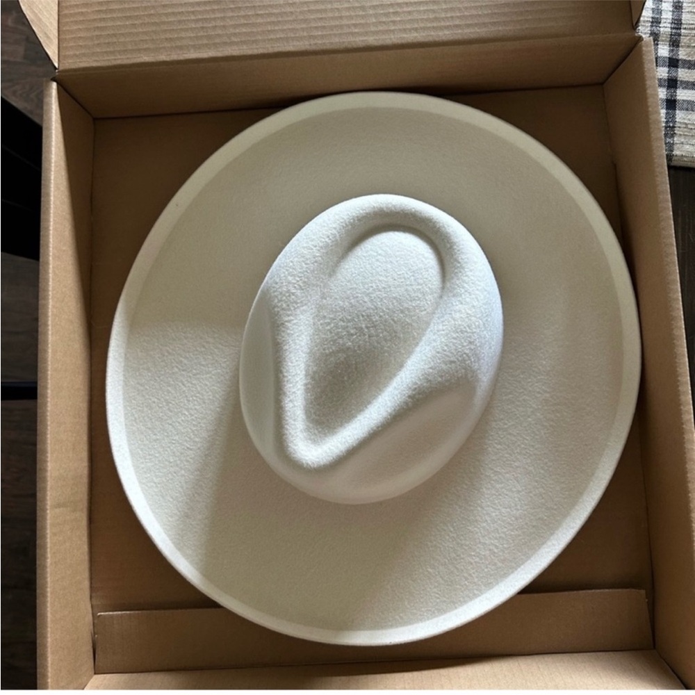 Lack Of Color Women's Wide Brim Fedora in Ivory - Picture 4 of 8